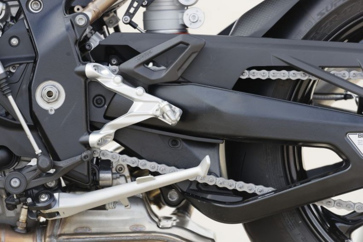 Cực phẩm BMW S1000RR 2020 giá hơn 600 triệu đồng - 8