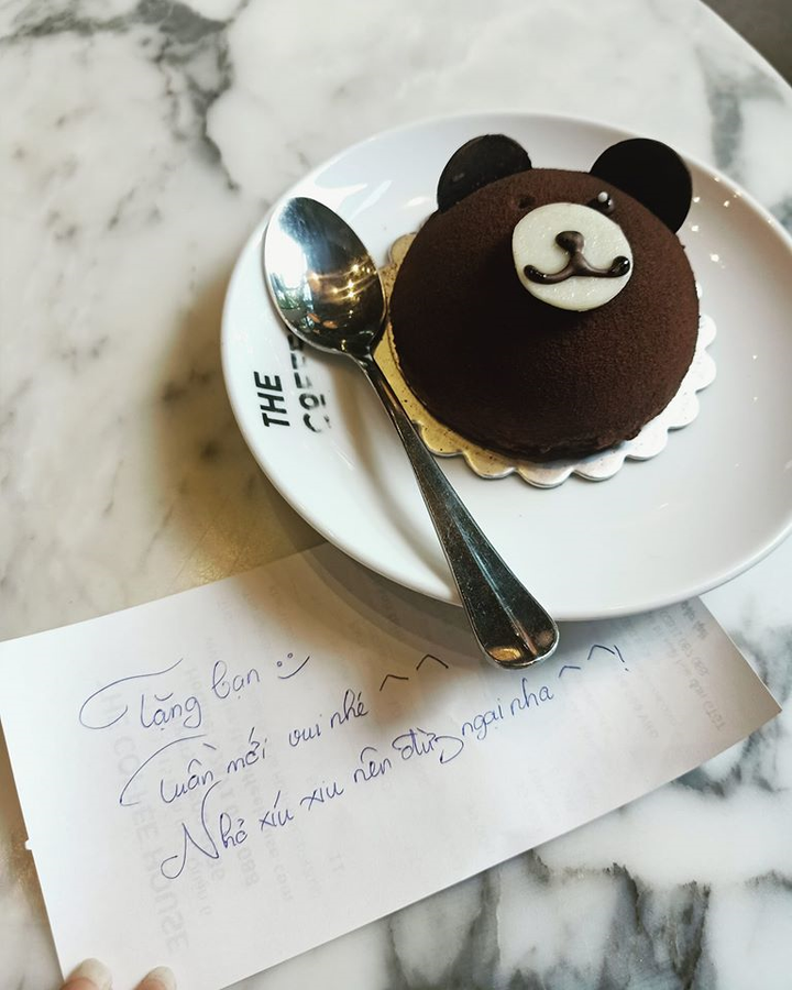 Màn xin số điện thoại đậm chất ngôn tình của cô gái khiến dân mạng tan chảy - 1