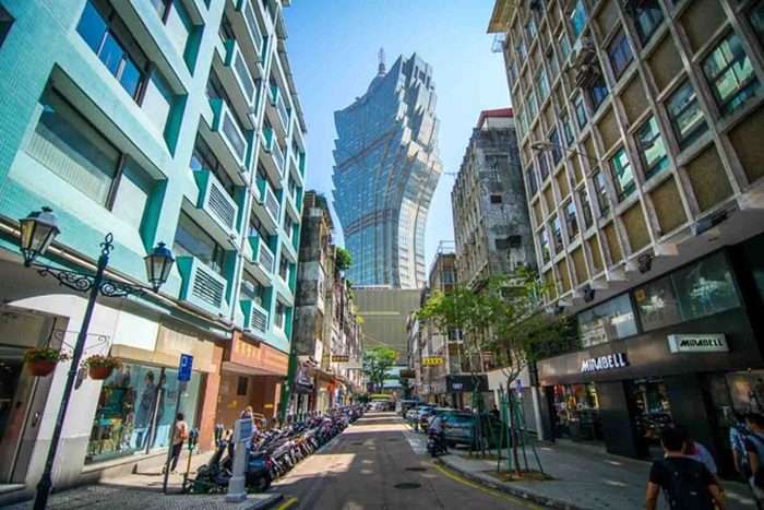 Ngắm tòa nhà cao nhất Macau của 'vua sòng bạc' Stanley Ho - 7