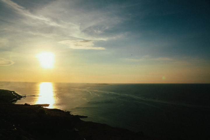 Khám phá vẻ hoang sơ, hùng vĩ của huyện đảo giữa lòng biển cả - 2