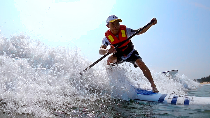 Khai trương dịch vụ thể thao dưới nước đầu tiên tại bãi biển Thuận An - Huế - 3