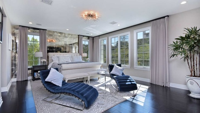 Khối bất động sản đồ sộ của tỷ phú vừa bị Forbes tước danh hiệu - 4