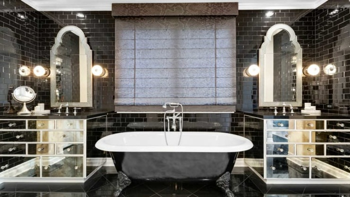 Khối bất động sản đồ sộ của tỷ phú vừa bị Forbes tước danh hiệu - 5