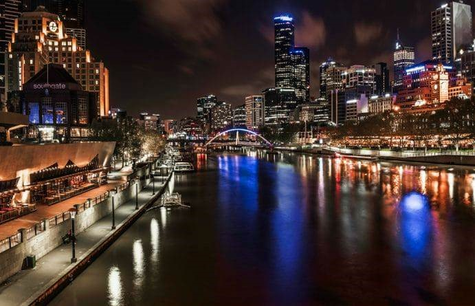 Du học sinh tại Melbourne, Australia cần biết địa điểm hẹn hò thú vị này - 9