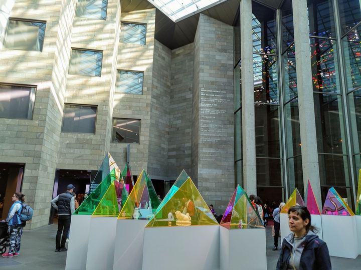 Du học sinh tại Melbourne, Australia cần biết địa điểm hẹn hò thú vị này - 2