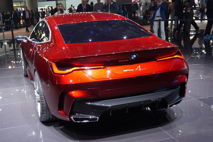 Lộ hình ảnh BMW 4 Series 2021 với lưới tản nhiệt khổng lồ - 6