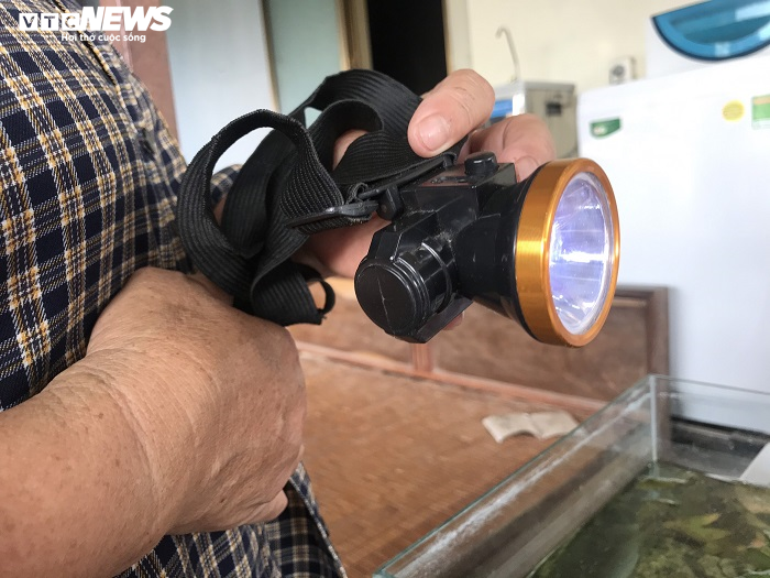 Dân Hải Phòng khốn khổ sống cảnh 'tắt đèn' những ngày nóng bức - 3