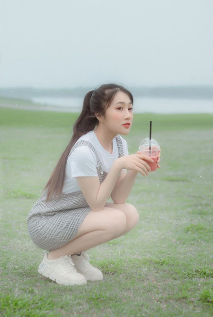 9X 'gieo thương nhớ' với góc nghiêng xinh đẹp - 8