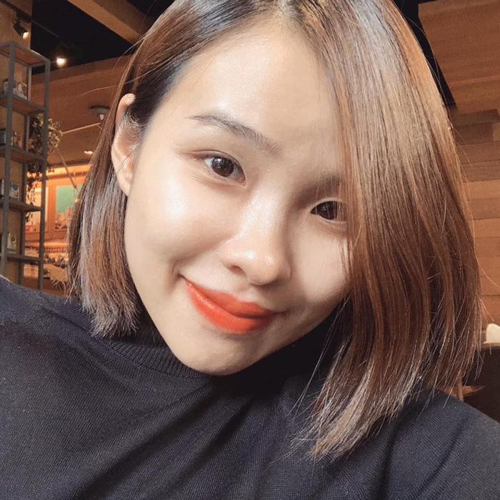 Ngắm nhan sắc vợ sắp cưới của Công Phượng - 1
