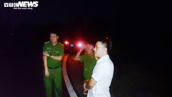 Hàng trăm chiến sỹ cùng chó nghiệp vụ truy bắt kẻ vượt tù trốn trên đèo Hải Vân - 3