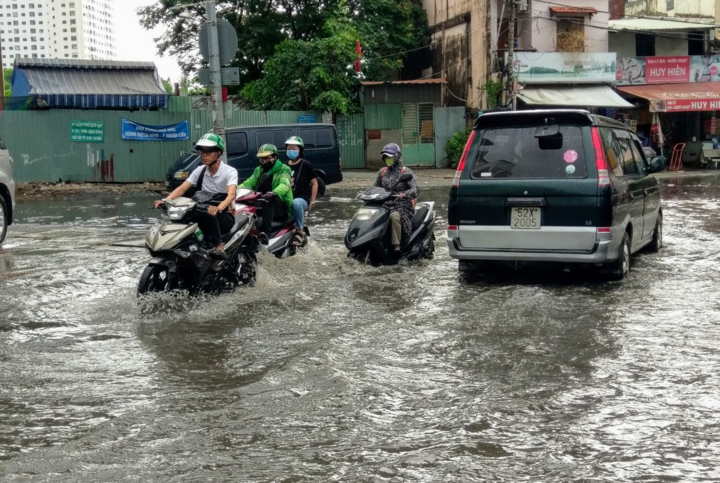 Những nơi cứ mưa là ngập ở TP.HCM - 3