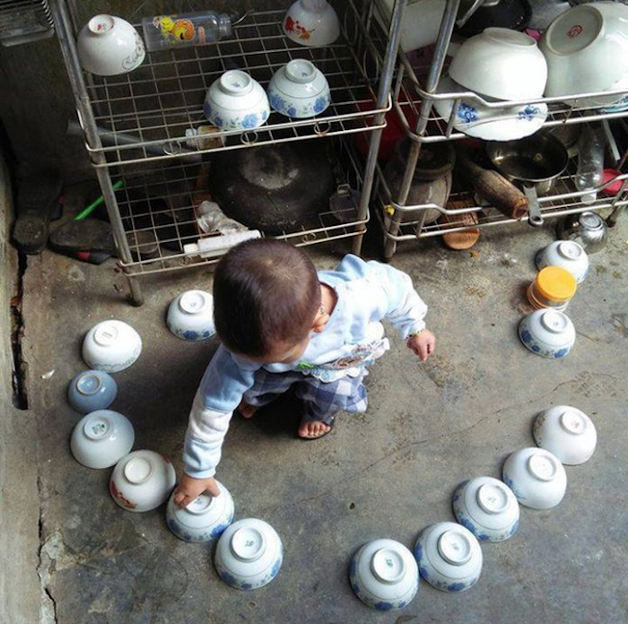 Cảnh tượng 'hãi hùng' khi nhờ chồng trông con - 4