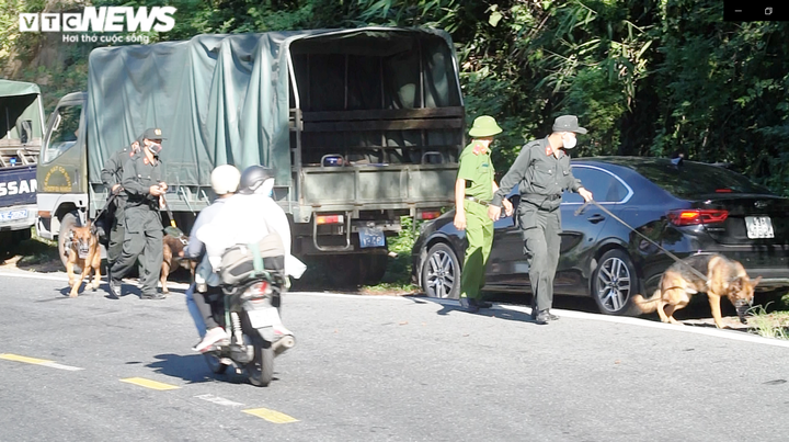 Phong tỏa đèo Hải Vân, ráo riết truy bắt tội phạm giết người trốn khỏi trại giam - 1