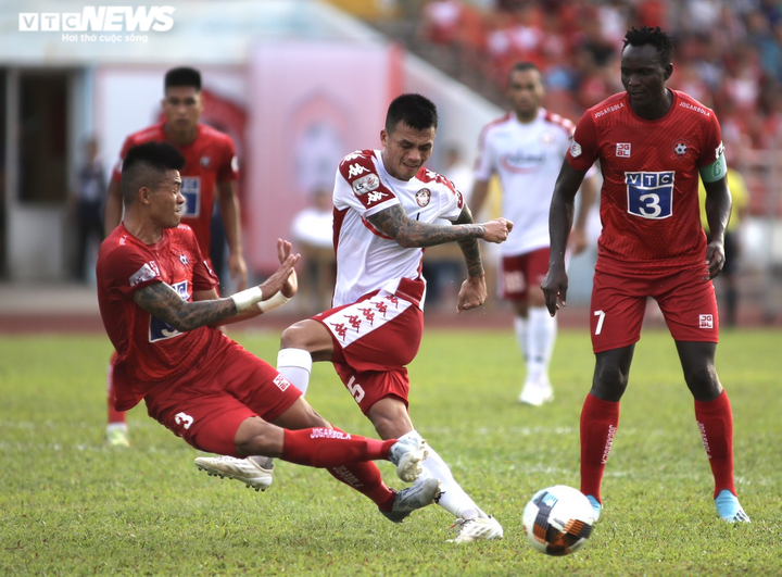 Trực tiếp Hải Phòng vs TP.HCM vòng 3 V-League 2020 - 1