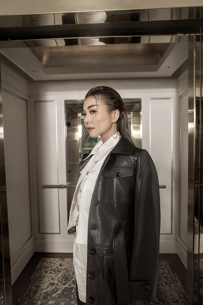 Hà Hồ, Thanh Hằng xuất hiện lộng lẫy trên tạp chí Vogue - 11