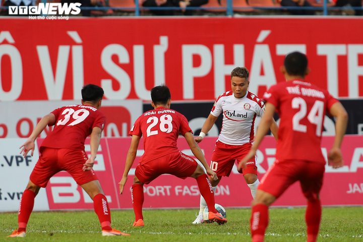 Vắng Công Phượng, Phi Sơn vô hại trước hàng thủ Hải Phòng - 4