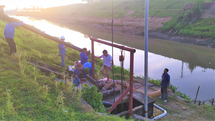 Đập nước ở Nghệ An vỡ giữa trời nắng hạn: Gần 25.000 dân mất nước sinh hoạt - 1