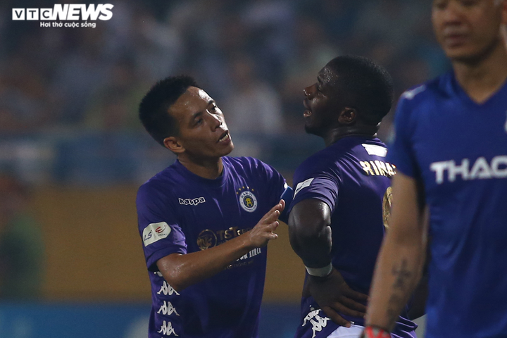 Quân bầu Đức bị người cũ sút tung lưới, cổ động viên HAGL có chạnh lòng? - 9