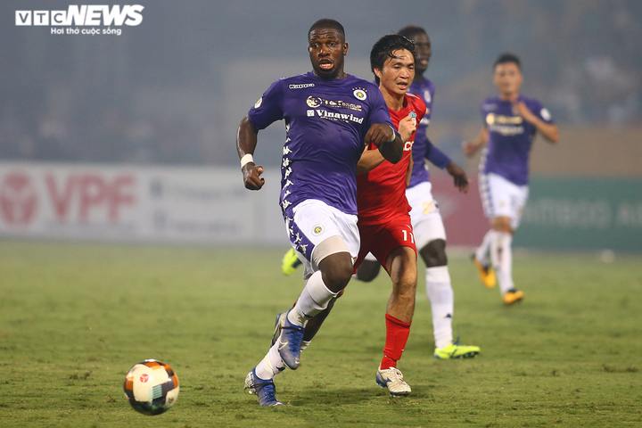 Xuân Trường lặng lẽ trên khán đài, một mình Tuấn Anh không gánh nổi HAGL - 7