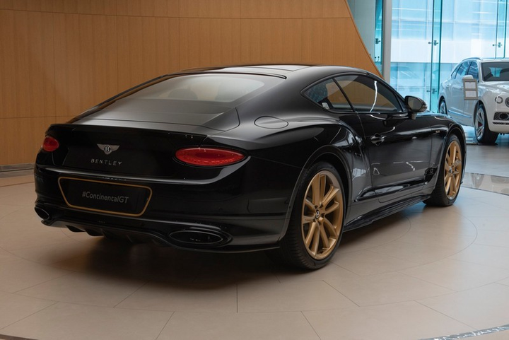 Khám phá Bentley Continental GT Aurum giới hạn 10 chiếc trên thế giới - 2
