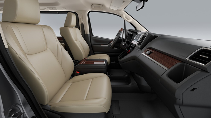 Toyota Granvia giá hơn 3 tỷ đồng được trang bị những gì? - 3