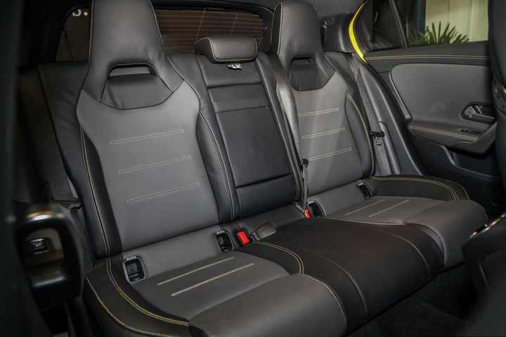 Ra mắt Mercedes-AMG A45 S 4Matic Edition 1, sản xuất giới hạn 20 xe - 11