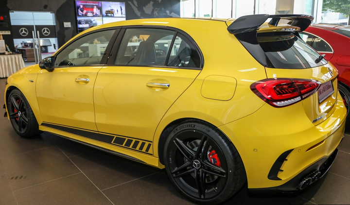 Ra mắt Mercedes-AMG A45 S 4Matic Edition 1, sản xuất giới hạn 20 xe - 13