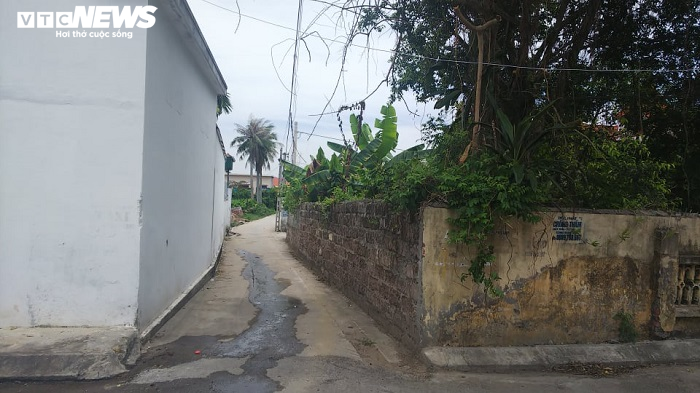 Bé trai động chạm bé gái ở Hải Phòng: Hai cô giáo tự viết đơn xin nghỉ việc - 2