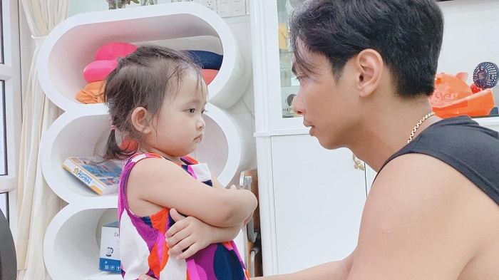 Vướng tin đồn rạn nứt hôn nhân với chồng kém 11 tuổi, Khánh Thi nói gì? - 2