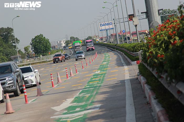 Thu phí không dừng trên cao tốc Pháp Vân-Ninh Bình: Nhắc nhở xe chưa dán thẻ ETC - 4