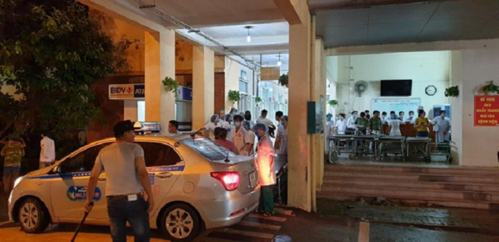 Hiện trường xưởng gỗ ở Vĩnh Phúc bị lốc cuốn tan tành, hơn 20 người thương vong - 7