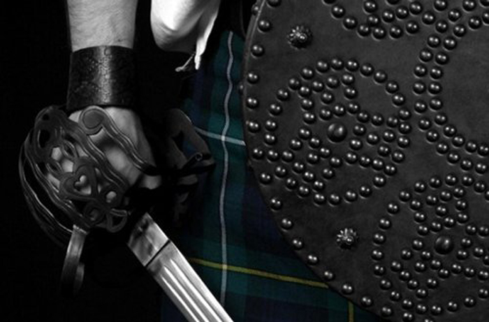 Những thanh kiếm kì bí nhất lịch sử nhân loại - 8