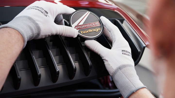 Logo xe Porsche được tạo ra thế nào? - 10