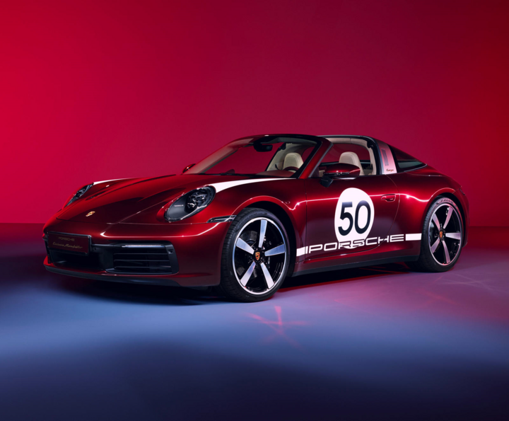 Logo xe Porsche được tạo ra thế nào? - 3