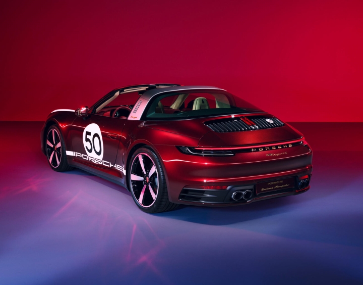 Siêu xe Porsche Panamera 2021 chính thức trình làng với nhiều nâng cấp