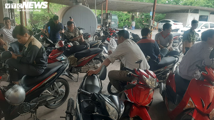 Hiện trường đổ nát, tan hoang sau vụ lốc xoáy san phẳng xưởng gỗ ở Vĩnh Phúc - 3