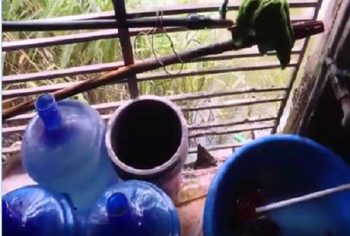 Nước đóng bình lấy từ mương nước thải từng được cung cấp cho học sinh tiểu học - 3