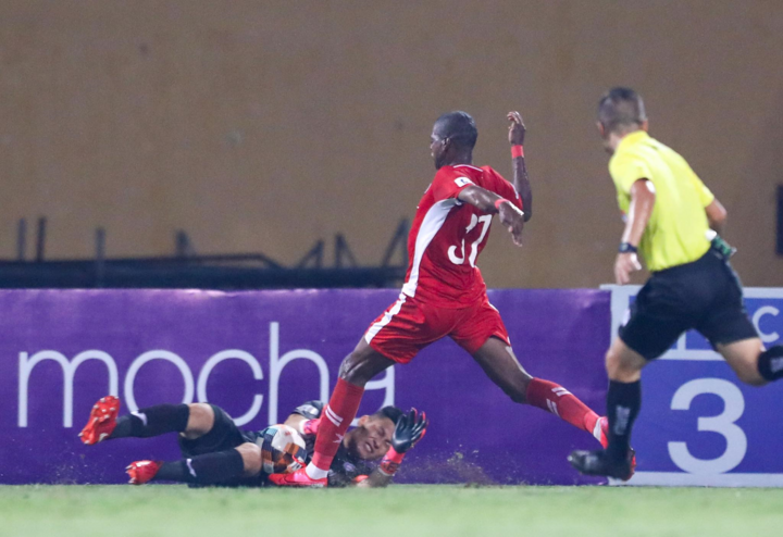 Trực tiếp bóng đá Viettel vs Than Quảng Ninh vòng 4 V-League 2020 - 3