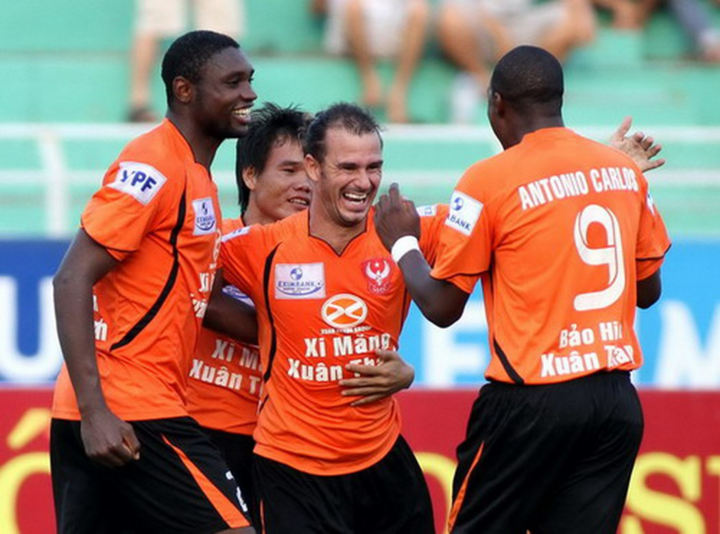 Derby bóng đá TP.HCM: Nhiều ngôi sao, vẫn nhạt nhoà bản sắc - 2