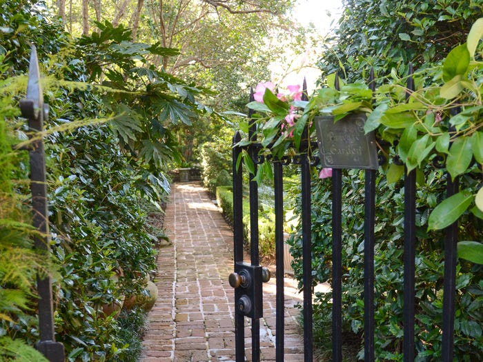 Có gì trong biệt thự cổ hơn 200 năm giá kỷ lục 10 triệu USD? - 11