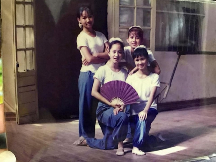 Ảnh: Nhan sắc Khánh Thi thời son rỗi - 4