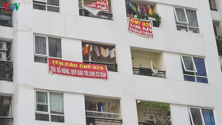 Chây ì làm sổ hồng cho người mua nhà: Mức phạt 1 tỷ đồng không đủ sức răn đe - 2