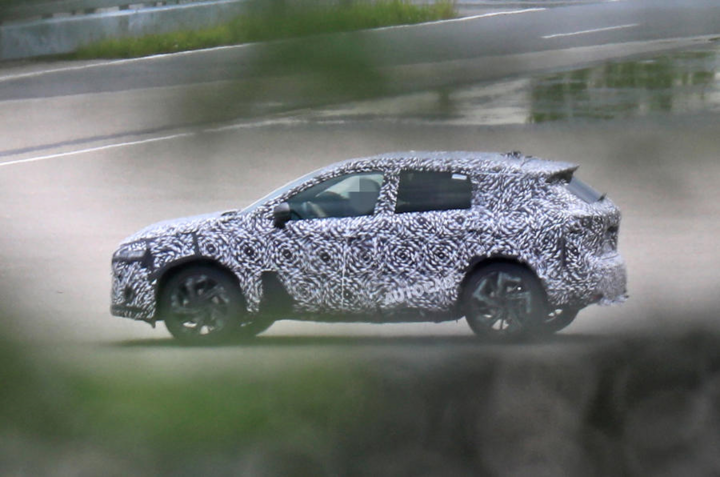 Nissan Qashqai 2020 lần đầu tiên lộ diện - 1