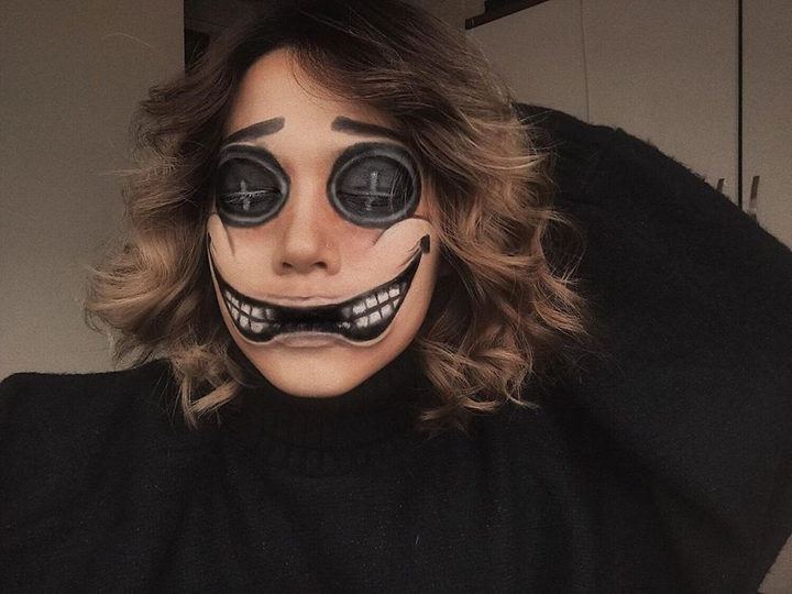 Loạt tác phẩm hoạ mặt kỳ dị của cô gái Việt khiến dân mạng choáng ngợp - 12