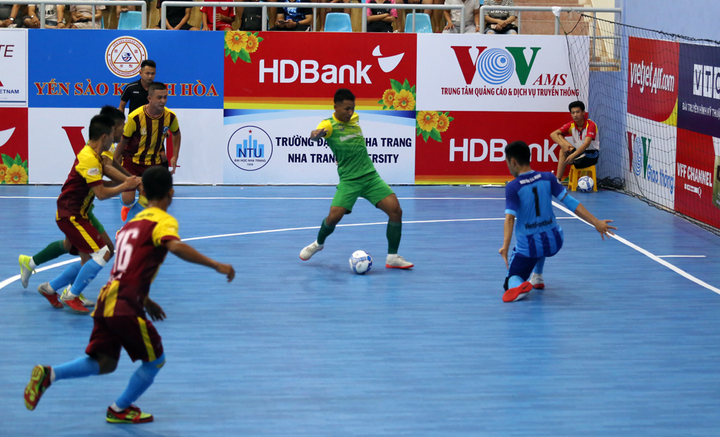 Giải Futsal HDBank VĐQG 2020: Sanna Khánh Hòa vùi dập tân binh Vietfootball 7-0 - 1