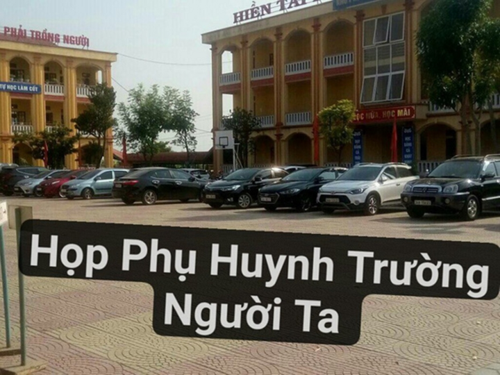 Chóng mặt dàn ô tô đắt đỏ đỗ kín sân trường trong buổi họp phụ huynh ở Bắc Giang - 6