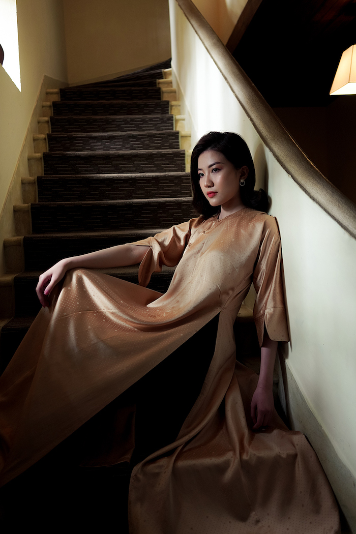 Lương Thanh ‘Hoa hồng trên ngực trái’ kiêu sa trong đồ lụa - 2