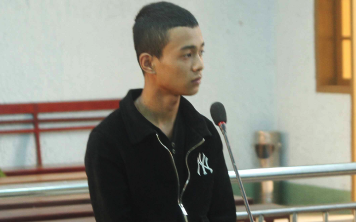Cạy két sắt trộm hơn nửa tỷ đồng của cha mẹ, nghịch tử lãnh án tù - 1