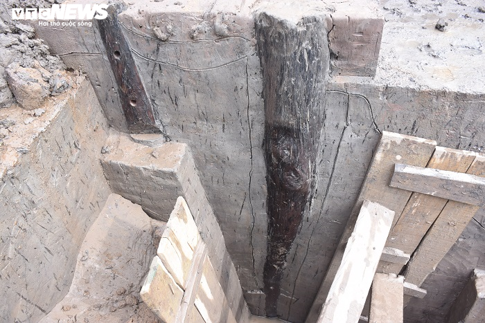 Cận cảnh bãi cọc vừa phát lộ nghi liên quan đến trận chiến Bạch Đằng năm 1288 - 9