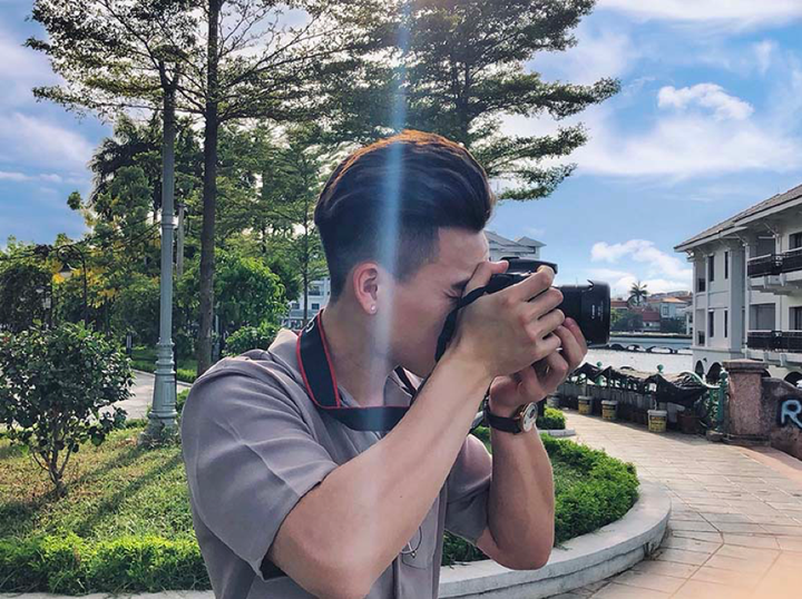 Nam sinh Đại học Bách khoa bỗng chốc nổi tiếng nhờ khoảnh khắc bị chụp lén - 6